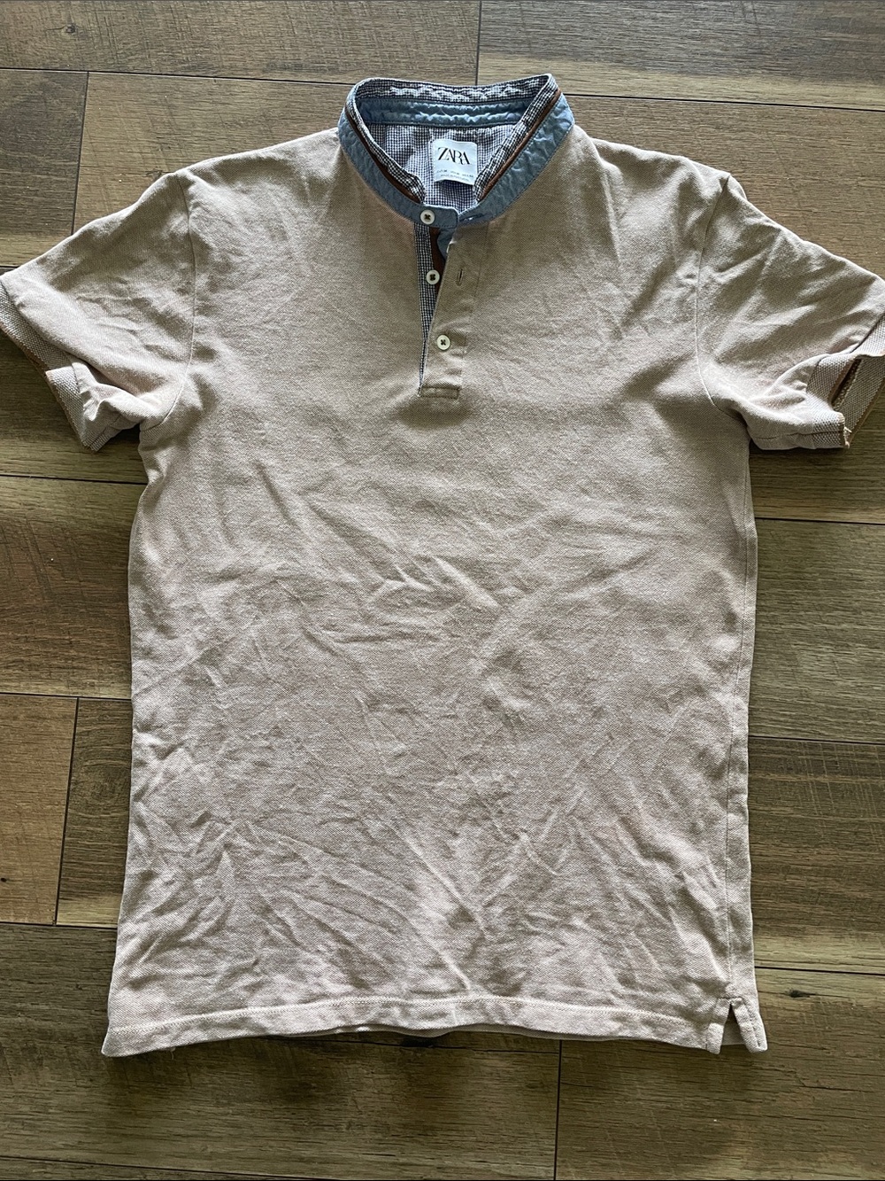 Zara Men Polo in Light Beige with Chambray Collar